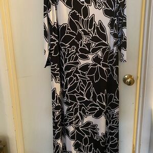 Chico's Monochrome Floral Long Sleeve Dress